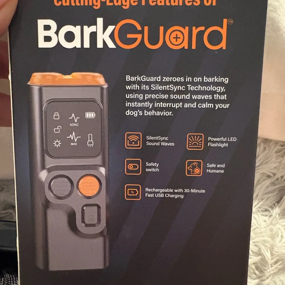 BarkGuard Dog Training Device - Black and Orange - Picture 3 of 3